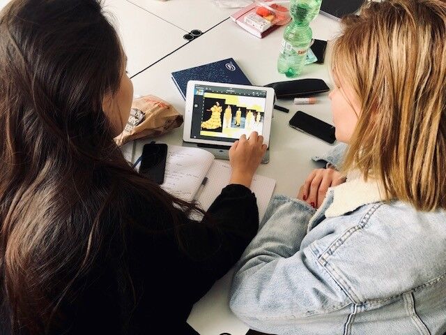 BSP-Projekt Colorboards - Studierende im kreativen Prozess.